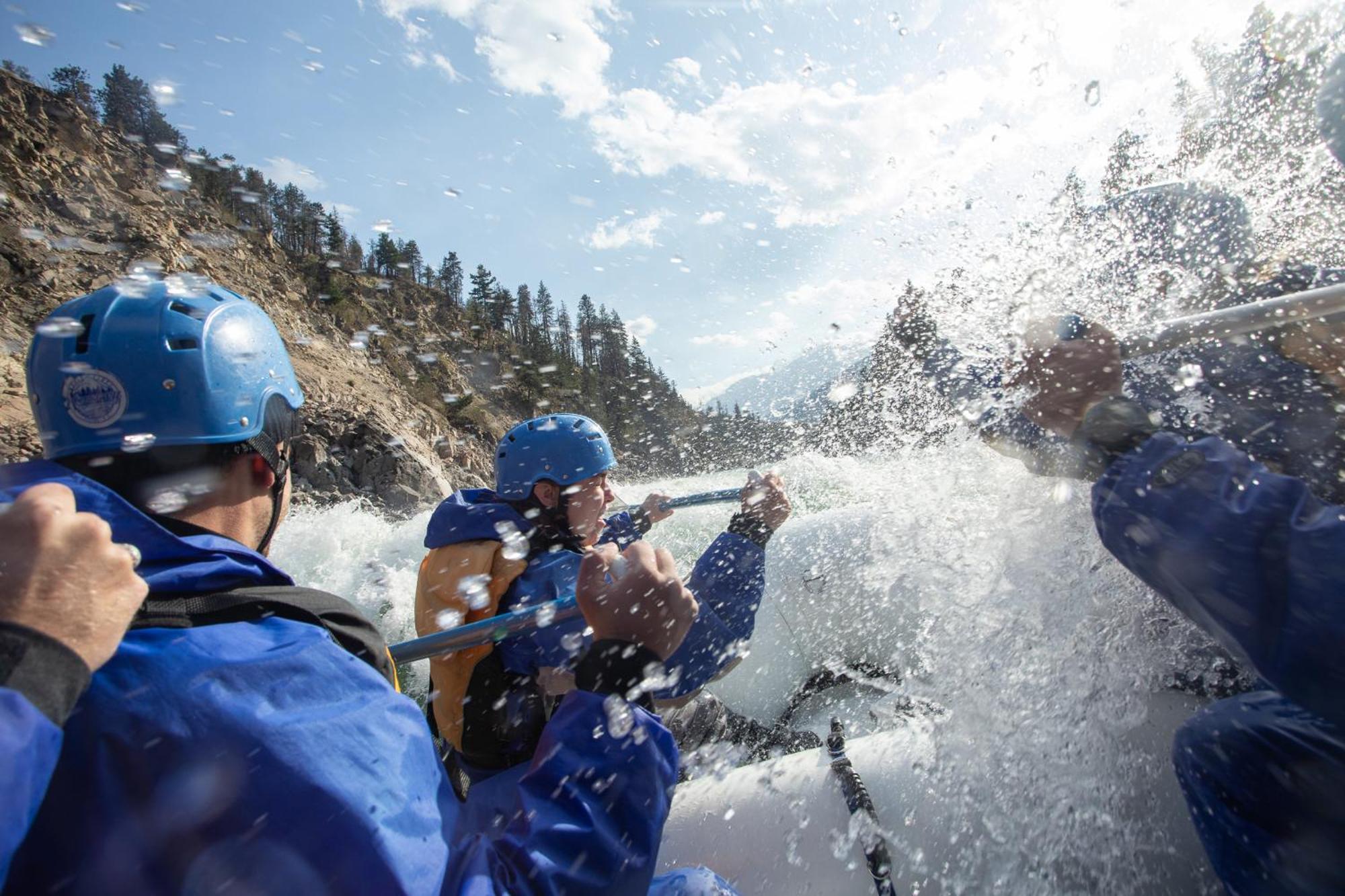 Kumsheen Rafting Resort Lytton Esterno foto