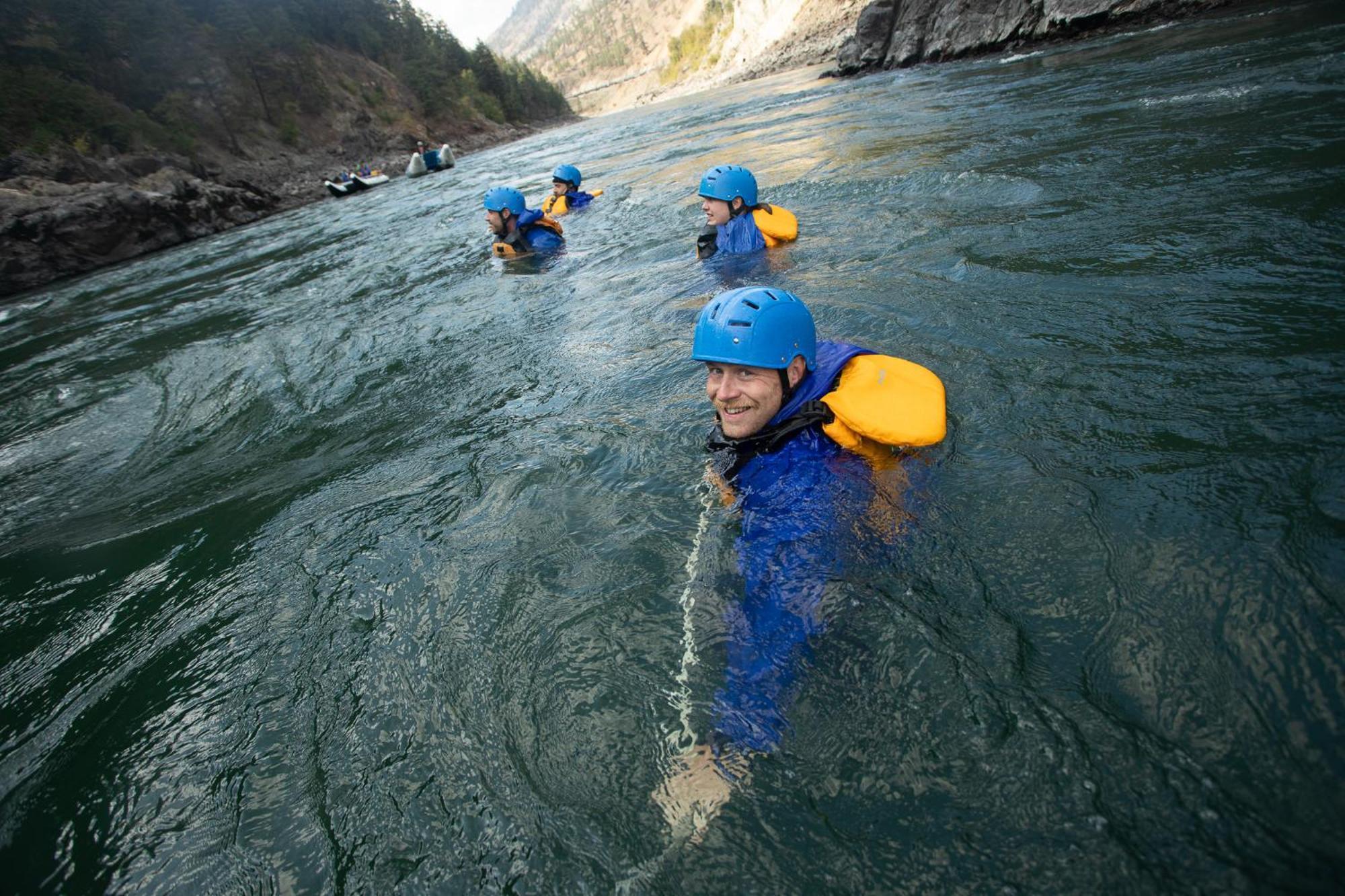 Kumsheen Rafting Resort Lytton Esterno foto